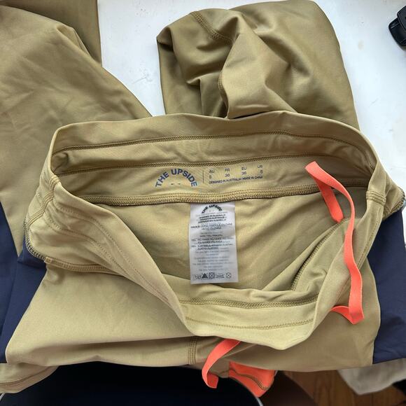 The‎ Upside Miramar Midi Pant Leggings Size US 6 Green Workout Athletic - Picture 12 of 12